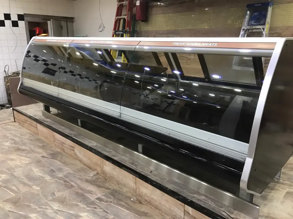 Used Hussmann Deli Case ESGM / 12 ft
