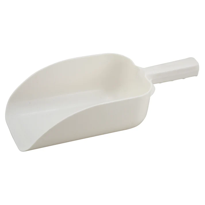 Scoop, Clear Polycarbonate / 64 Oz
